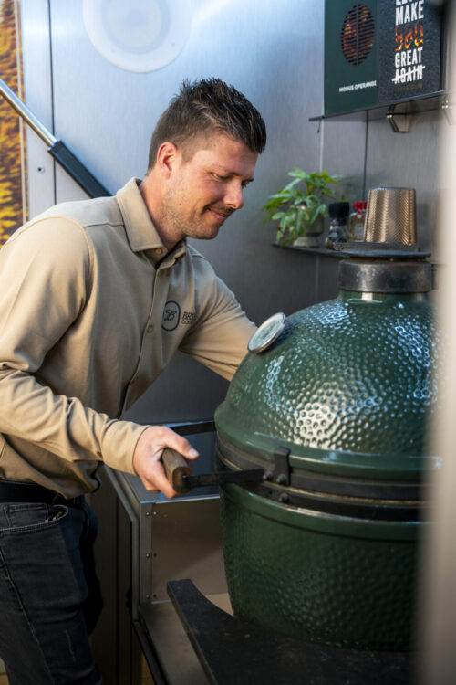 Installatie GreenEgg buitenkeuken
